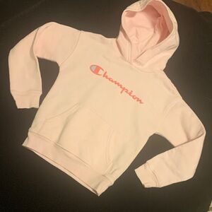 Champion Light Pink Pullover Hoodie Girl’s Size 6 Like-New back-to-school BTS